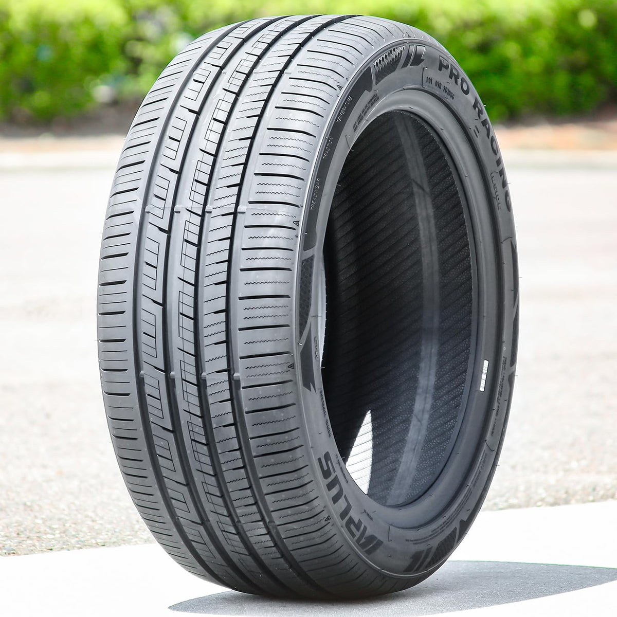 235/40ZR18 95W XL Racing Tire F360781